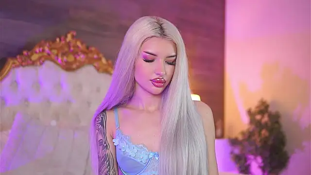 Juicy Jessye online show from 03.15.25