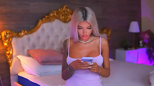 Juicy Jessye online show from 06.15.26