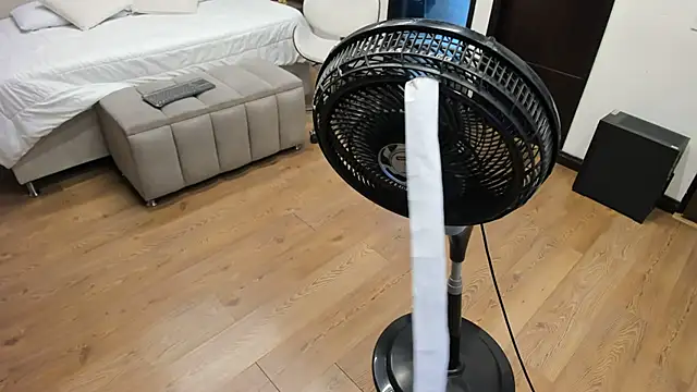 Mara Torres1 online show from 03.05.25