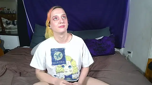 Evelan420 online show from 10.14.25