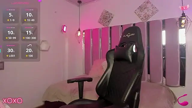 Snapshot of Belinda_Braund chatting on 09.19.25 Belinda Braund online show from 09.19.25