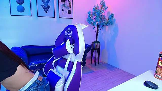 Charlotte ethan online show from 03.20.26