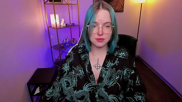 Manic pixie  online show from 07.31.26