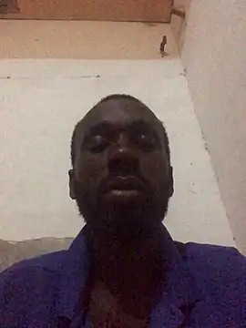 Snapshot of onewinnertee chatting on 11.17.25 onewinnertee online show from 11.17.25