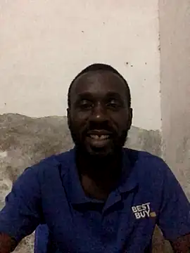 Snapshot of onewinnertee chatting on 12.23.25 onewinnertee online show from 12.23.25