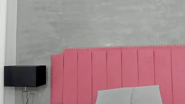 Snapshot of Alaia_Colins chatting on 11.22.25 Alaia Colins online show from 11.22.25