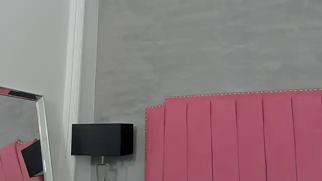 Snapshot of Alaia_Colins chatting on 12.03.25 Alaia Colins online show from 12.03.25