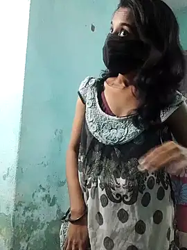 Snapshot of Bong-lady chatting on 01.26.25 Bong-lady online show from 01.26.25