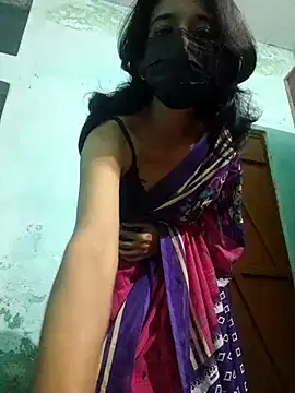 Snapshot of Bong-lady chatting on 02.15.25 Bong-lady online show from 02.15.25