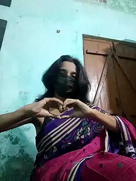 Snapshot of Bong-lady chatting on 03.16.25 Bong-lady online show from 03.16.25