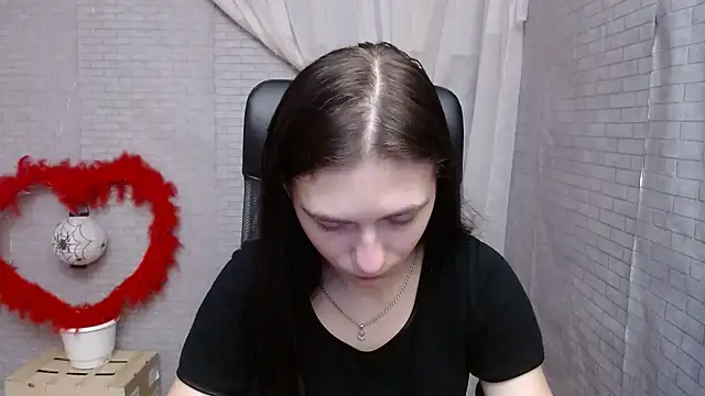 Snapshot of AmandaJi_ chatting on 02.13.25 AmandaJi  online show from 02.13.25