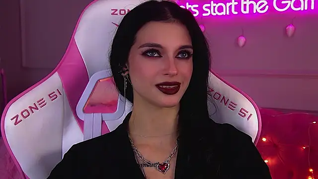 BeverlyMost online show from 12.04.25