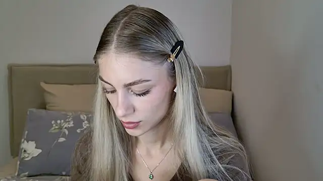 GabriellaOlsen online show from 10.14.25