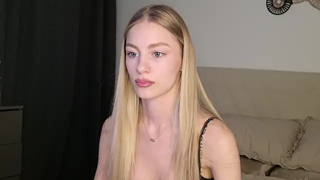 Snapshot of GabriellaOlsen chatting on 06.12.26 GabriellaOlsen online show from 06.12.26