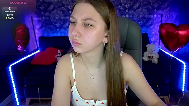 AureliaBliss  online show from 02.20.25