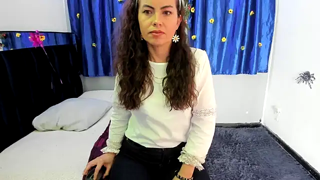 ShairaMarss online show from 11.12.25