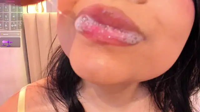 Snapshot of Naomymonroe_ chatting on 02.09.26 Naomymonroe online show from 02.09.26