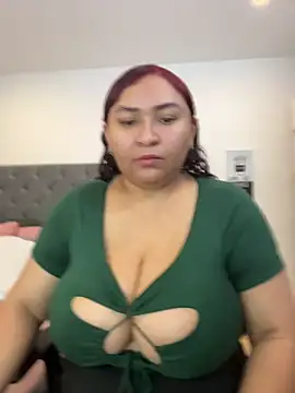 Snapshot of KarlaWild chatting on 07.19.26 KarlaWild online show from 07.19.26