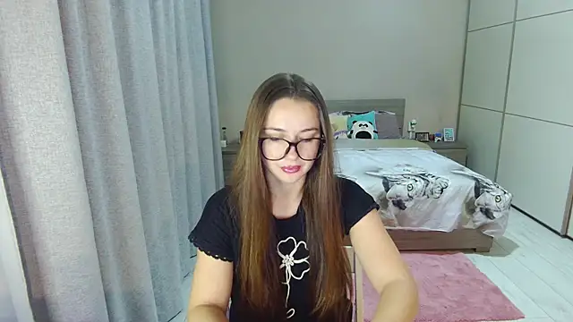 singletrouble online show from 10.19.25