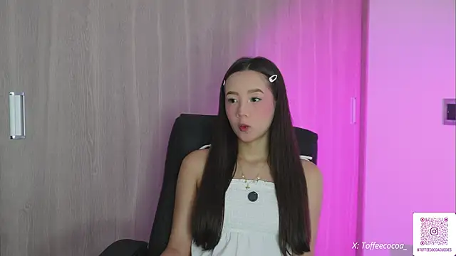 Snapshot of sophi_lii chatting on 09.15.25 sophi lii online show from 09.15.25