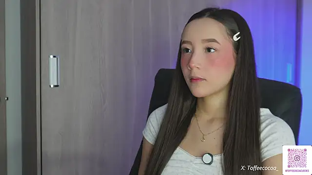 Snapshot of sophi_lii chatting on 09.27.25 sophi lii online show from 09.27.25