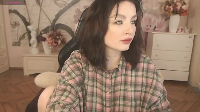 BritneyBarker online show from 04.29.26