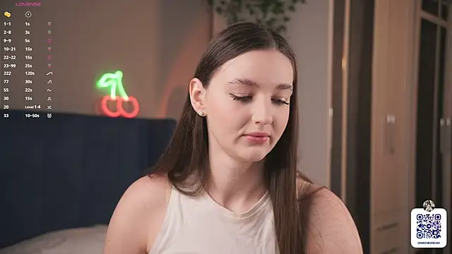 Snapshot of GeorginaDudley chatting on 09.14.25 GeorginaDudley online show from 09.14.25