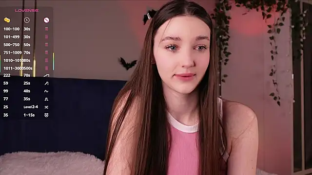 Snapshot of GeorginaDudley chatting on 11.19.25 GeorginaDudley online show from 11.19.25