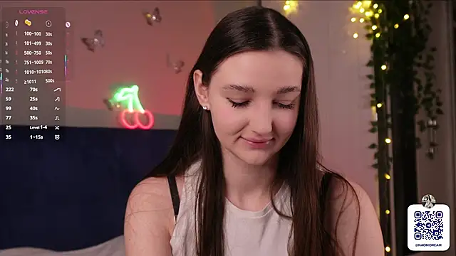 Snapshot of GeorginaDudley chatting on 12.02.25 GeorginaDudley online show from 12.02.25