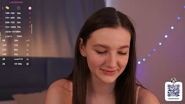 Snapshot of GeorginaDudley chatting on 12.15.25 GeorginaDudley online show from 12.15.25