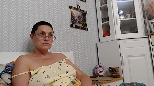 Soffya Soy online show from 06.07.26