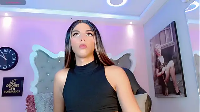 CamiiGarcia online show from 02.16.25