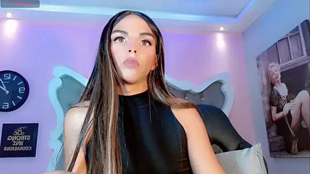 CamiiGarcia online show from 02.16.25