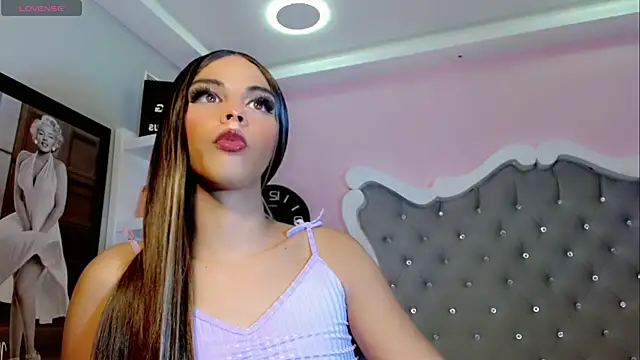 CamiiGarcia online show from 02.24.25