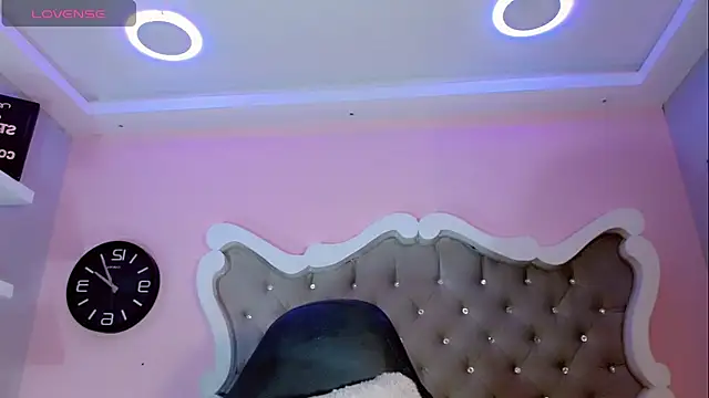 CamiiGarcia online show from 03.04.25