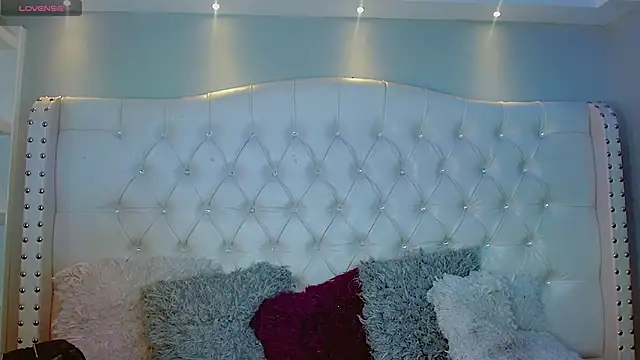 CamiiGarcia online show from 09.08.25