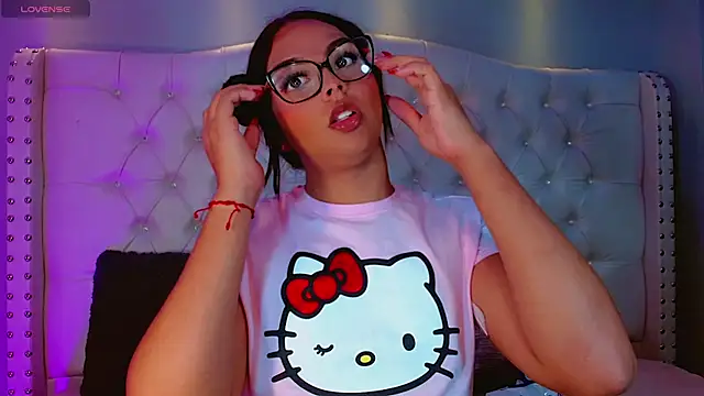 CamiiGarcia online show from 09.21.25