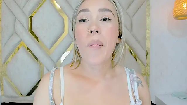 Snapshot of Lannajansen chatting on 02.07.25 Lannajansen online show from 02.07.25