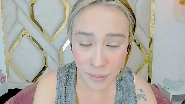 Snapshot of Lannajansen chatting on 02.08.25 Lannajansen online show from 02.08.25