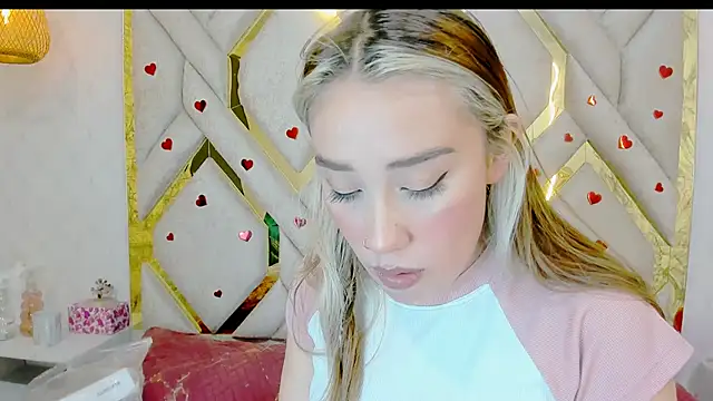 Snapshot of Lannajansen chatting on 02.17.25 Lannajansen online show from 02.17.25