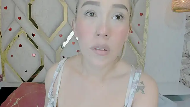 Snapshot of Lannajansen chatting on 02.21.25 Lannajansen online show from 02.21.25