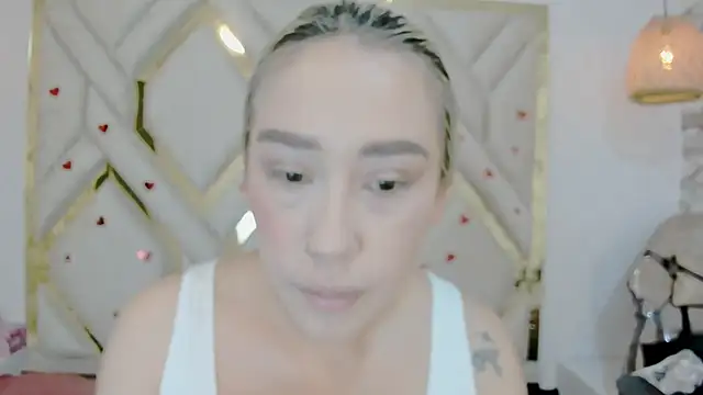 Snapshot of Lannajansen chatting on 02.28.25 Lannajansen online show from 02.28.25