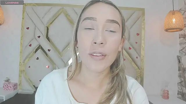 Snapshot of Lannajansen chatting on 03.18.25 Lannajansen online show from 03.18.25