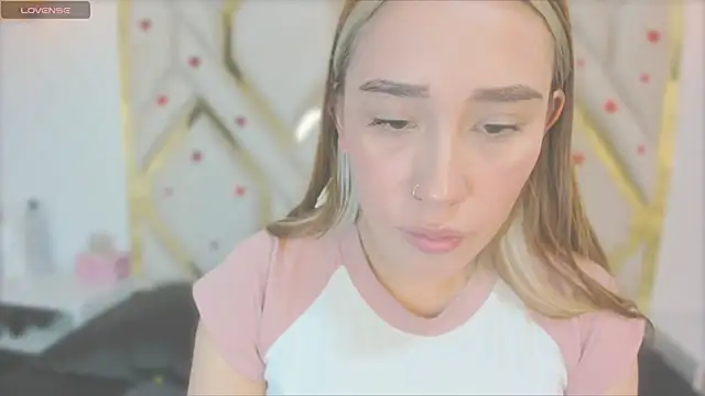 Snapshot of Lannajansen chatting on 03.21.25 Lannajansen online show from 03.21.25