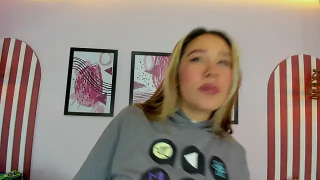 Snapshot of Lannajansen chatting on 09.14.25 Lannajansen online show from 09.14.25