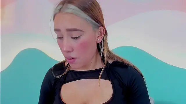 Snapshot of Lannajansen chatting on 10.23.25 Lannajansen online show from 10.23.25