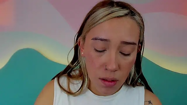 Snapshot of Lannajansen chatting on 11.05.25 Lannajansen online show from 11.05.25