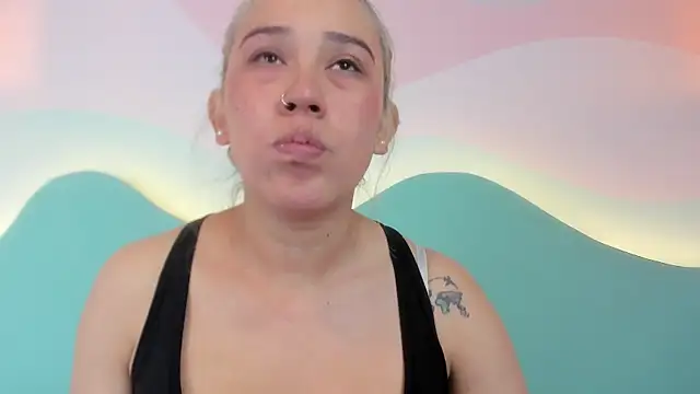 Snapshot of Lannajansen chatting on 11.06.25 Lannajansen online show from 11.06.25