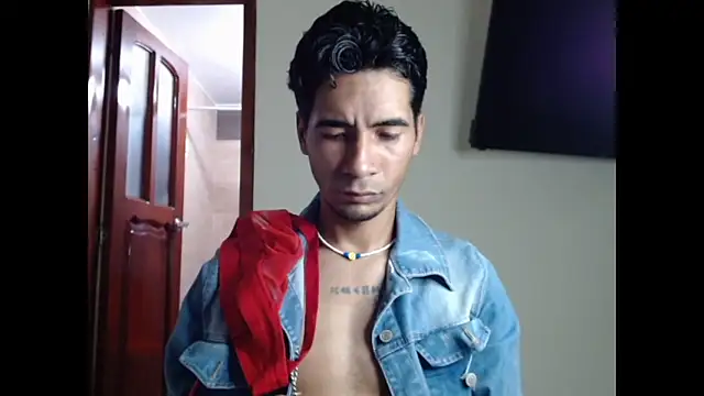 Snapshot of King_Liam chatting on 01.26.25 King Liam online show from 01.26.25