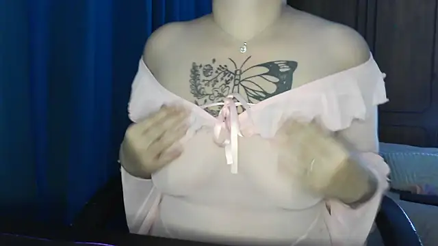 bunnyfox420 online show from 11.24.25